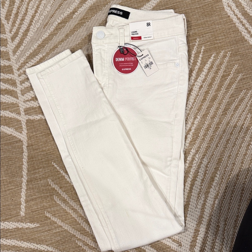 Express Women's White Legging Jeans High rise - NWT - 8R